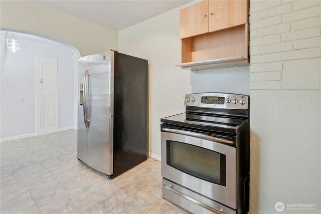 412 Kirby Avenue SE, Castle Rock, WA 98611