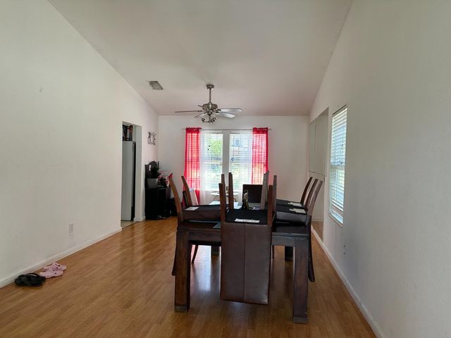 162 Ravenwood, Lathrop, CA 95330