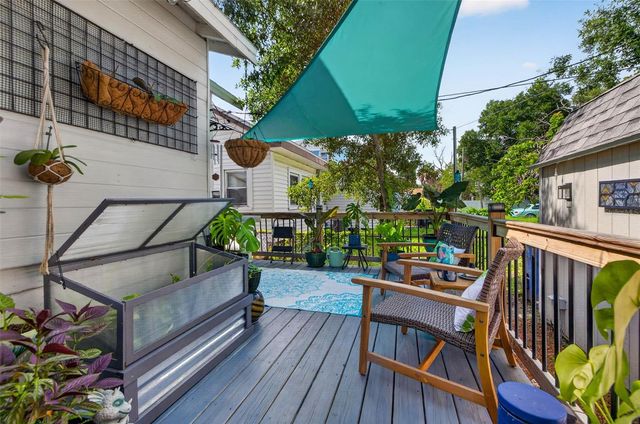 2042 14TH STREET S, St Petersburg, FL 33705