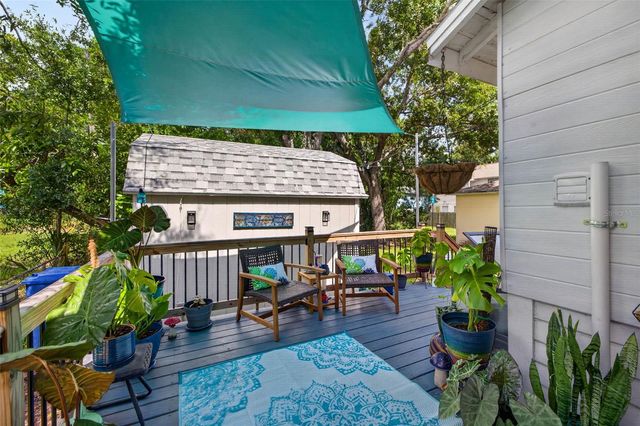 2042 14TH STREET S, St Petersburg, FL 33705