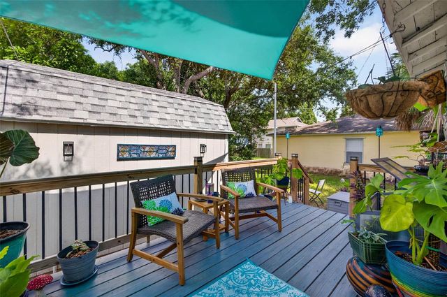 2042 14TH STREET S, St Petersburg, FL 33705