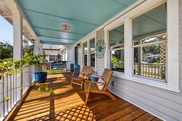 2042 14TH STREET S, St Petersburg, FL 33705