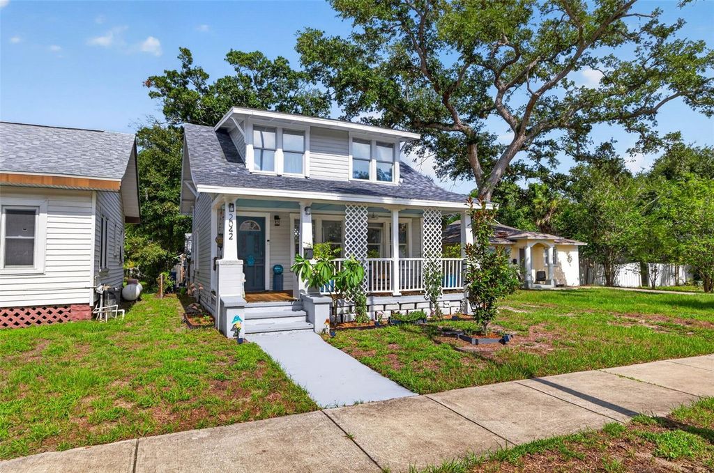 2042 14TH STREET S, St Petersburg, FL 33705