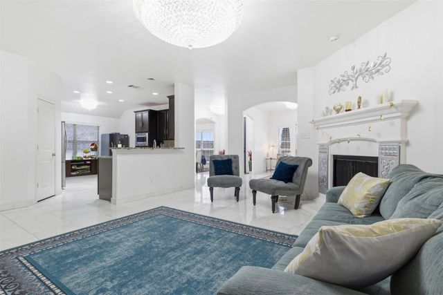 3402 Thunder Drive, Sachse, TX 75048