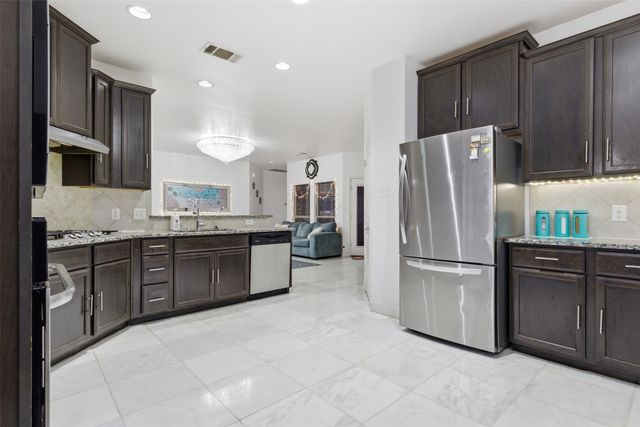 3402 Thunder Drive, Sachse, TX 75048