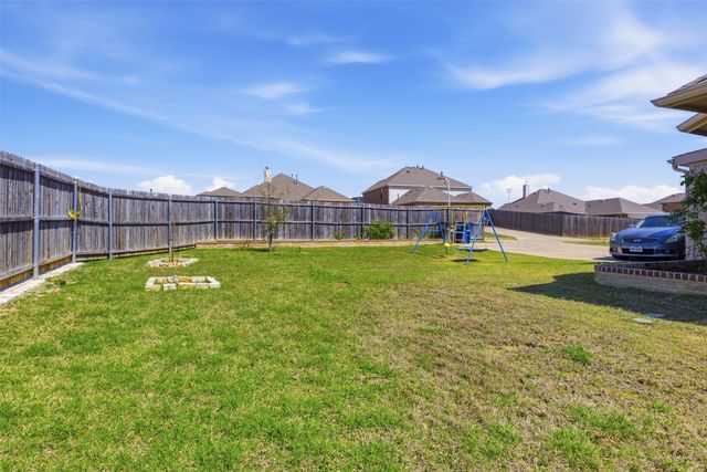 3402 Thunder Drive, Sachse, TX 75048