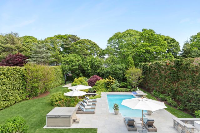 90 Rogers Avenue, Westhampton Beach, NY 11978