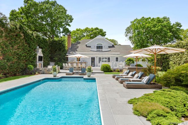 90 Rogers Avenue, Westhampton Beach, NY 11978
