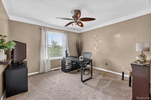 2333 Sandlewood Drive, White Lake Charter Township, MI 48383