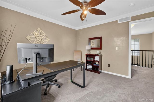 2333 Sandlewood Drive, White Lake Charter Township, MI 48383