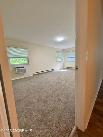 3 Myrtle Place B, Whiting, NJ 08759