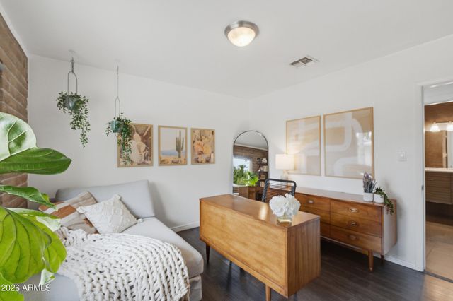 1901 E MISSOURI Avenue 205, Phoenix, AZ 85016