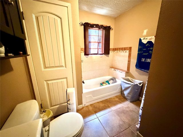 1412 Sunset Drive, Goldthwaite, TX 76844