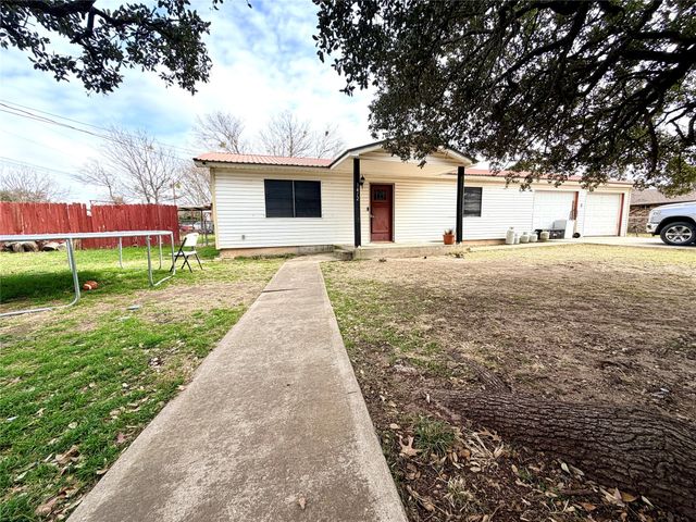1412 Sunset Drive, Goldthwaite, TX 76844