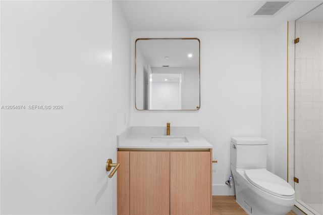 90 NE 32nd Street 722, Miami, FL 33137