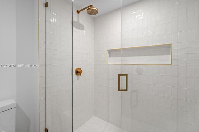 90 NE 32nd Street 722, Miami, FL 33137