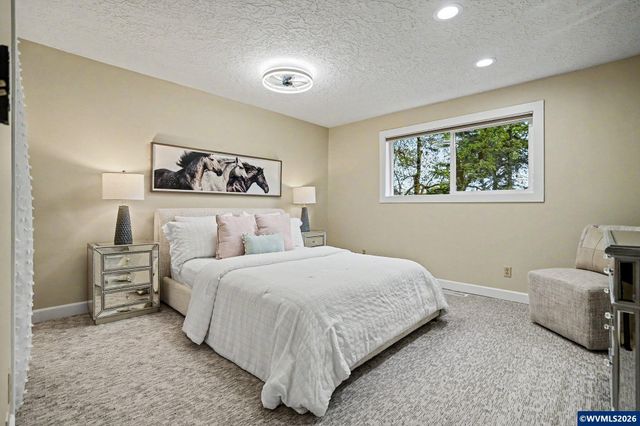 5766 59th Ct SE, Salem, OR 97317