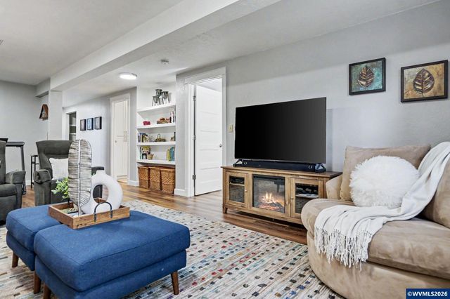 5766 59th Ct SE, Salem, OR 97317