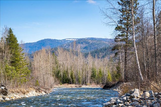420 St Regis Road, Troy, MT 59935