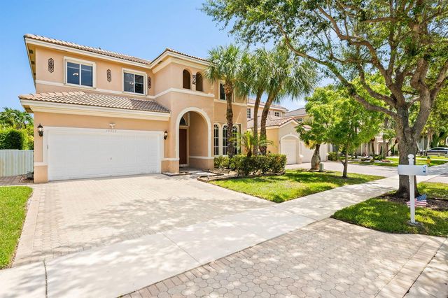 19389 SW 64th Street, Fort Lauderdale, FL 33332