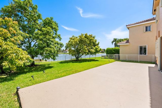 19389 SW 64th Street, Fort Lauderdale, FL 33332