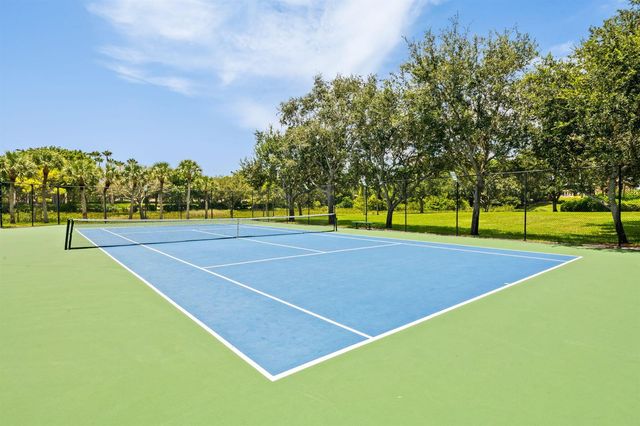 19389 SW 64th Street, Fort Lauderdale, FL 33332