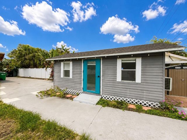 3815 W NORTH B STREET, Tampa, FL 33609