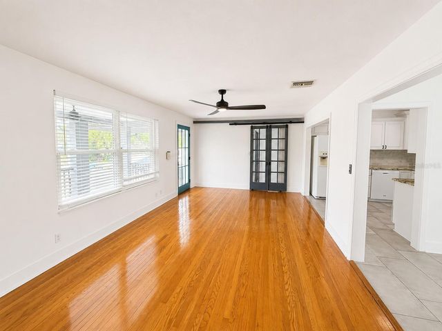 3815 W NORTH B STREET, Tampa, FL 33609