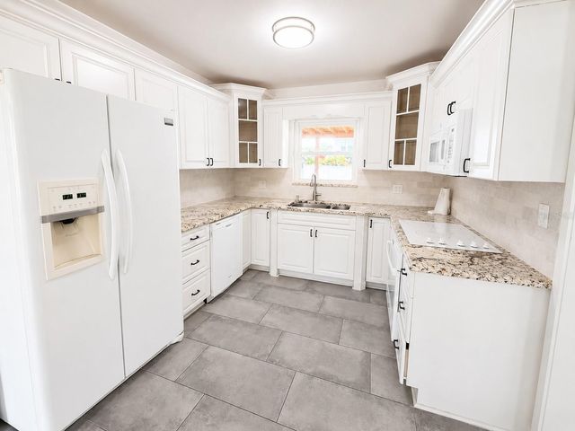3815 W NORTH B STREET, Tampa, FL 33609