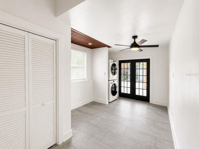 3815 W NORTH B STREET, Tampa, FL 33609