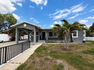 3815 W NORTH B STREET, Tampa, FL 33609