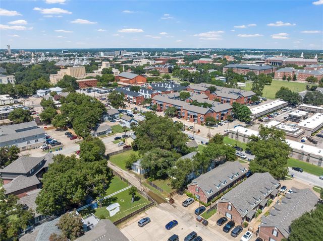 1915 S 7th Street, Waco, TX 76706