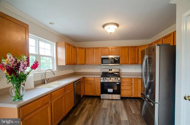 107 PEREGRINE LN, Hummelstown, PA 17036