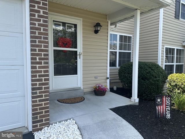 107 PEREGRINE LN, Hummelstown, PA 17036