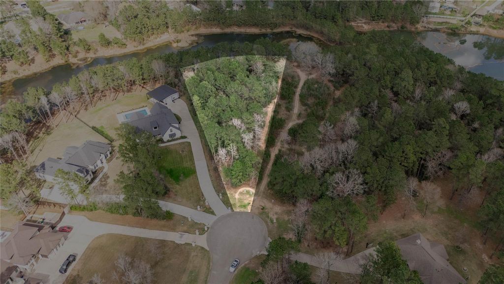 11605 Kirstens Court, Montgomery, TX 77316