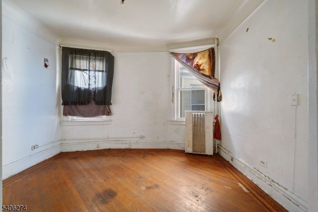 199 Hollywood Ave 1, East Orange City, NJ 07018