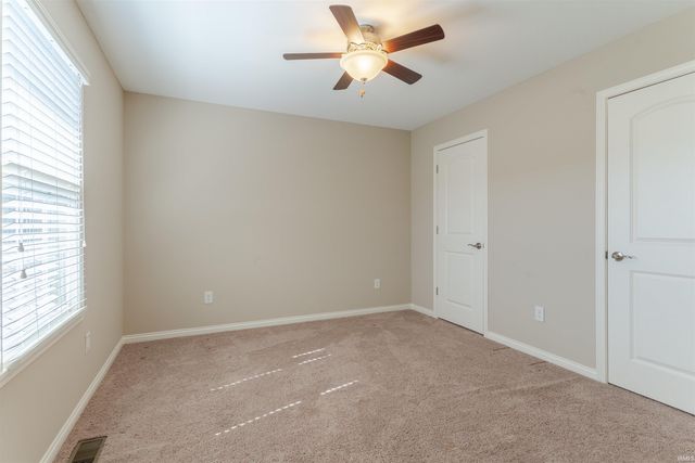 9904 Arbor Lake Drive, Newburgh, IN 47630