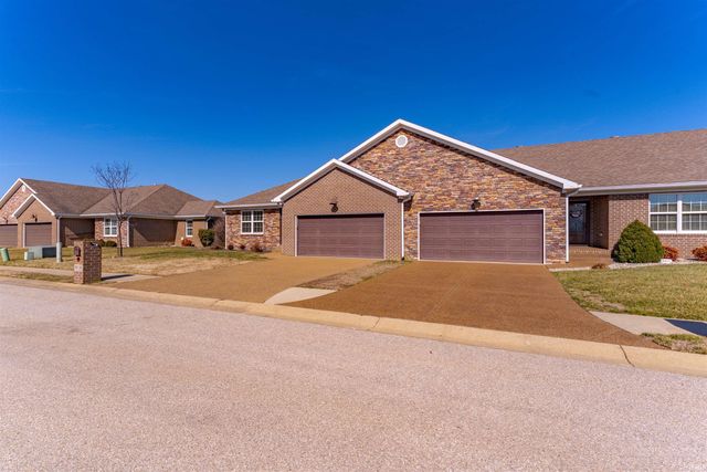 9904 Arbor Lake Drive, Newburgh, IN 47630