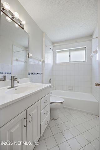 6112 WINDING BRIDGE Drive, Jacksonville, FL 32277