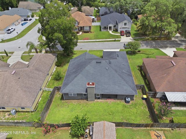 6112 WINDING BRIDGE Drive, Jacksonville, FL 32277
