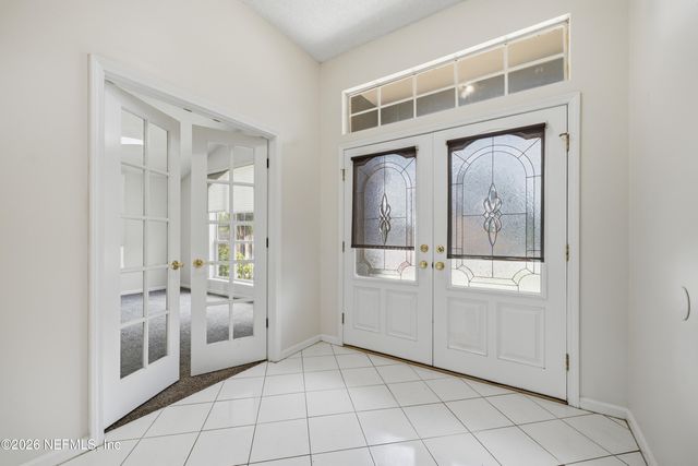 6112 WINDING BRIDGE Drive, Jacksonville, FL 32277