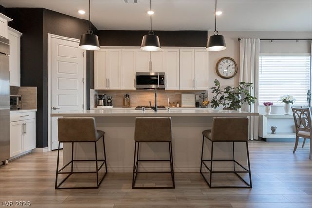 924 Calluna Hills Lane, Las Vegas, NV 89138