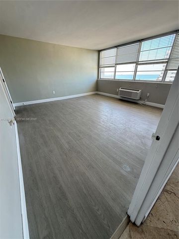 5313 Collins Ave 1110, Miami Beach, FL 33140