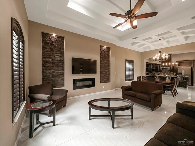 5100 Maple Avenue, Mcallen, TX 78501