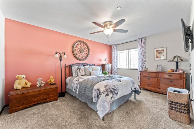 5104 61st Street NW, Rochester, MN 55901