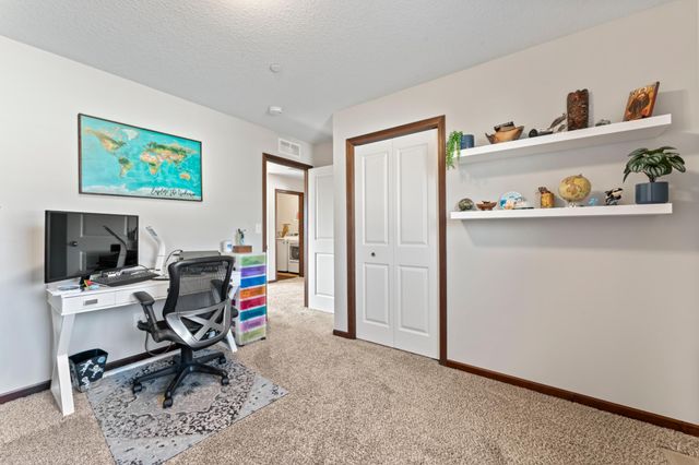 5104 61st Street NW, Rochester, MN 55901