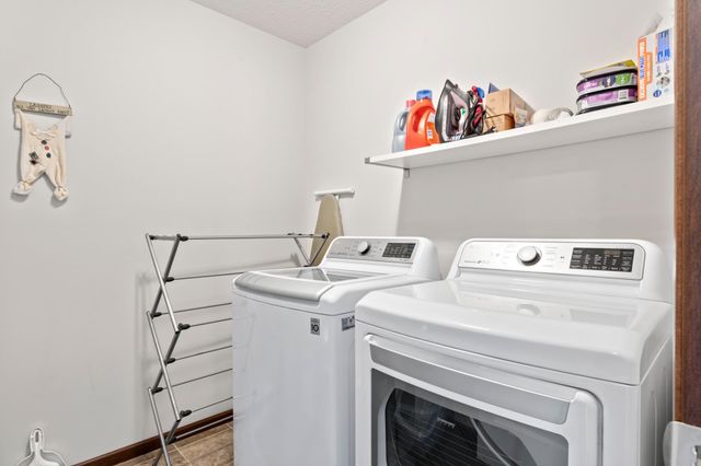 5104 61st Street NW, Rochester, MN 55901