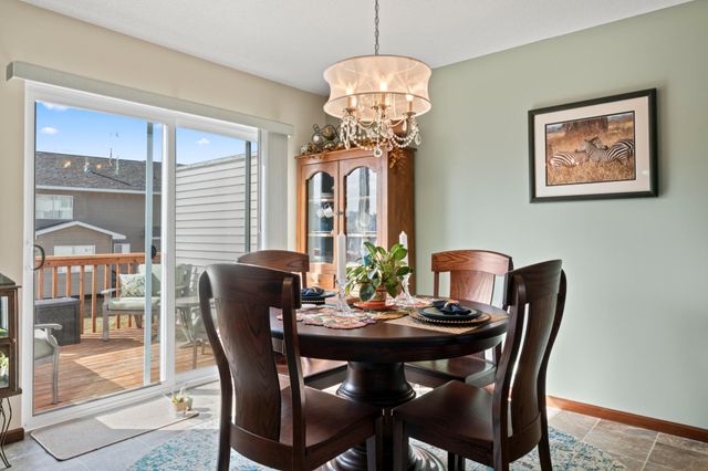 5104 61st Street NW, Rochester, MN 55901