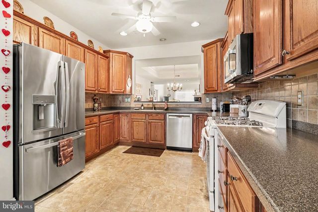115 REAGAN DR, Sellersville, PA 18960