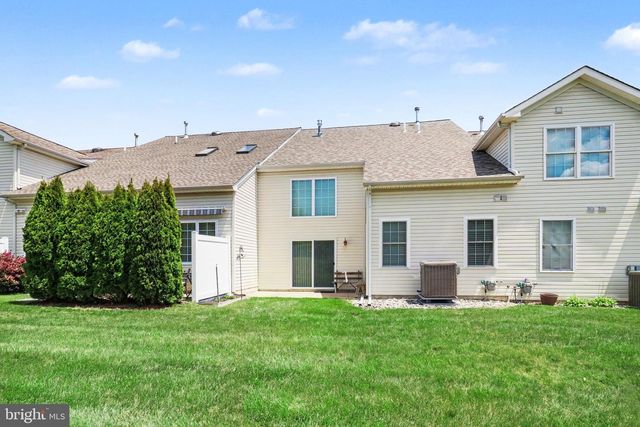 115 REAGAN DR, Sellersville, PA 18960